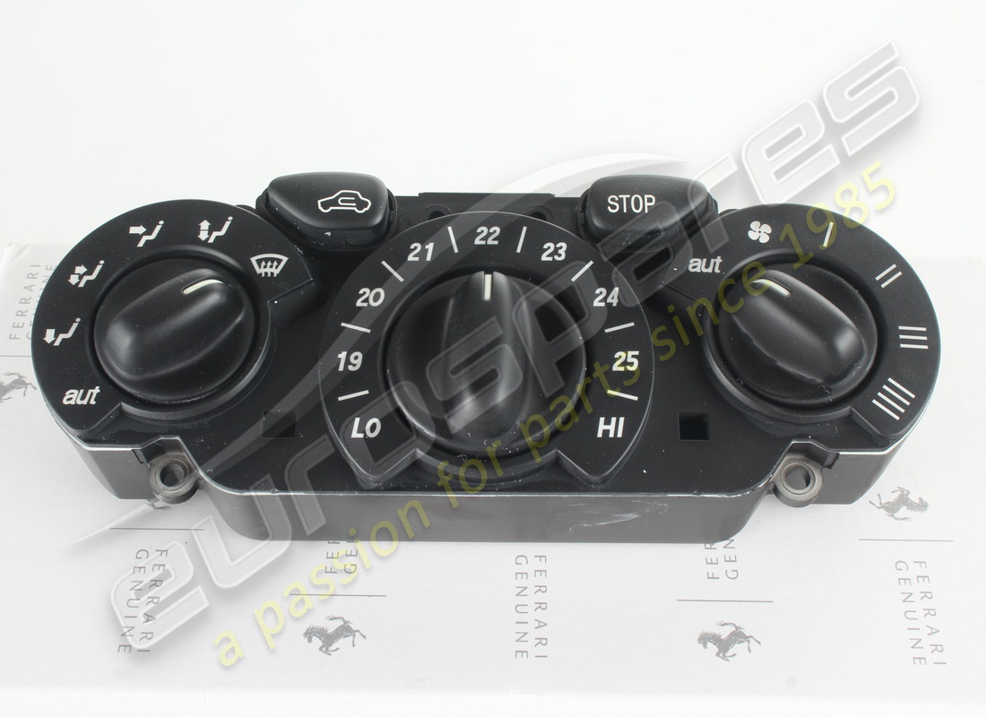 new ferrari air conditioning control dashboard. part number 65520500 (1)