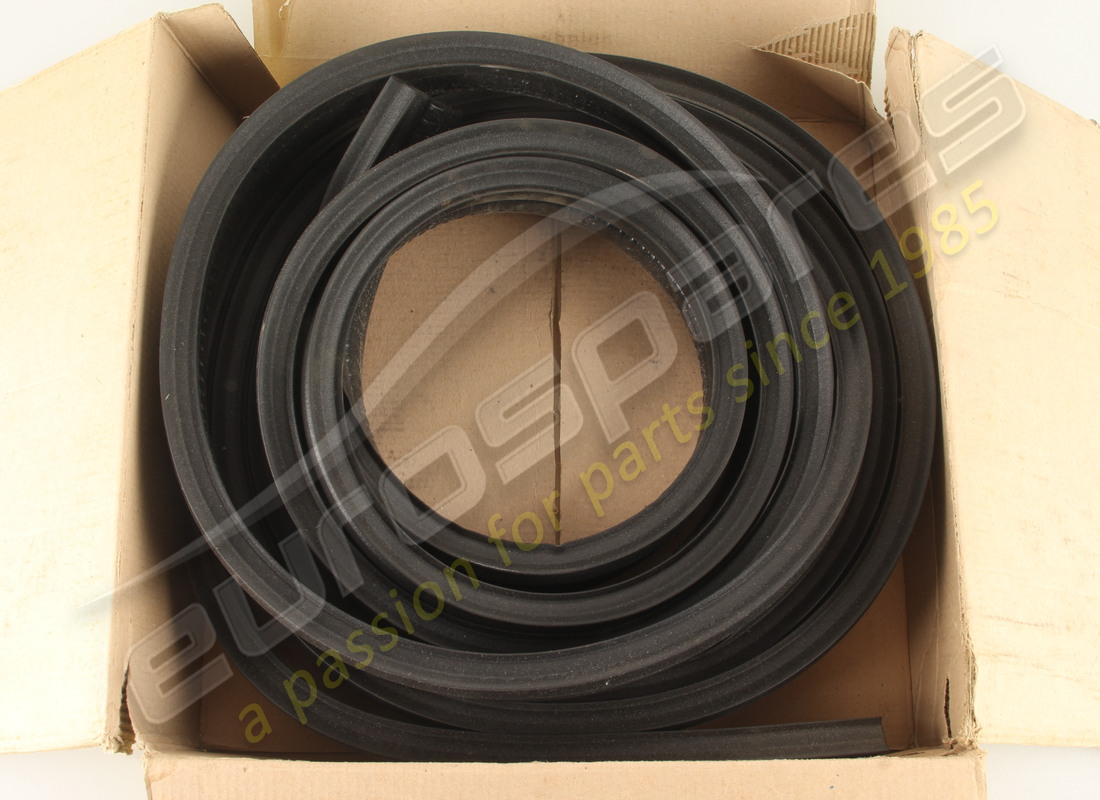 new ferrari bonnet weatherstrip. part number 61497000 (1)