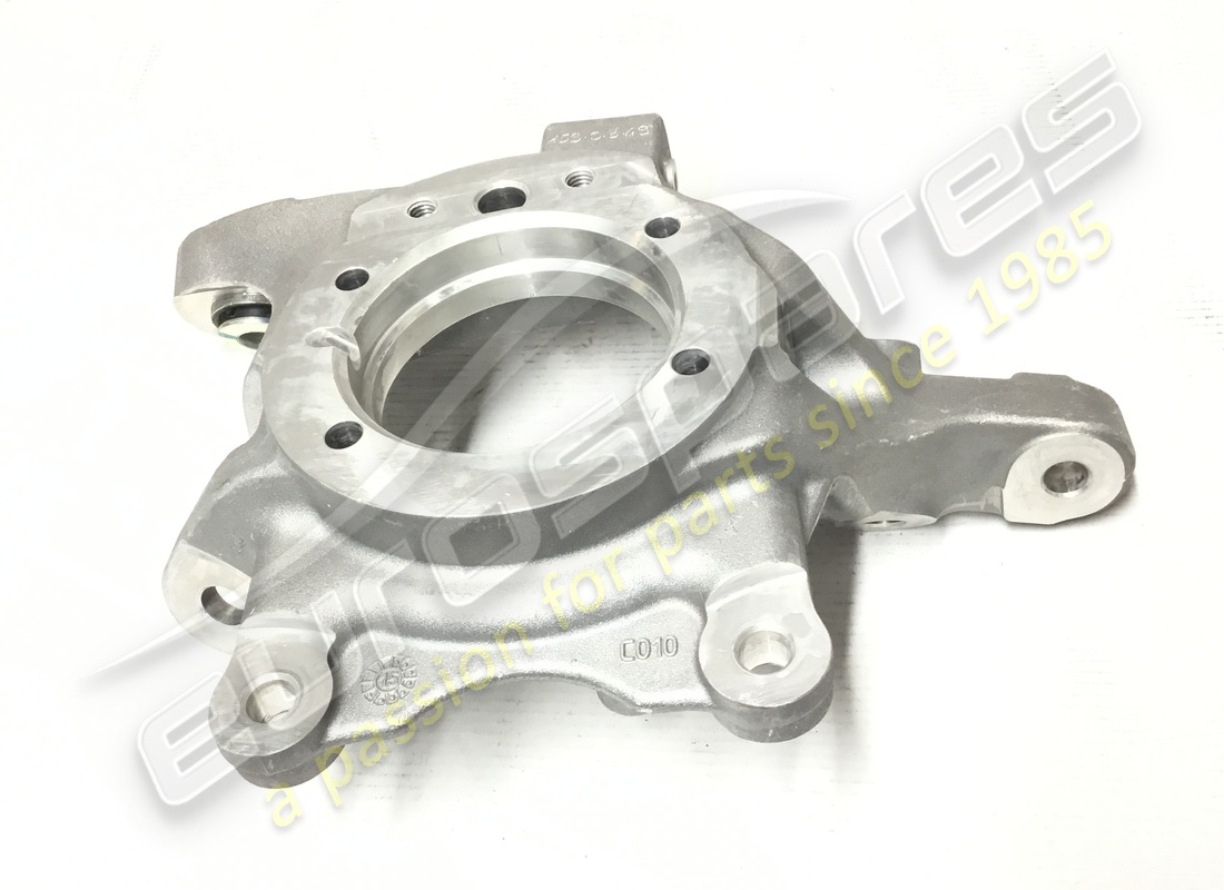 new maserati complete lh rear hub holder. part number 670006802 (1)