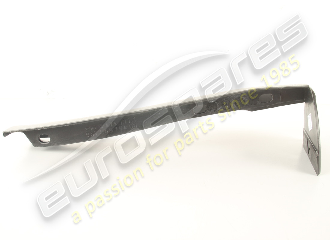 new porsche side member trim. part number 95155919400 (2)