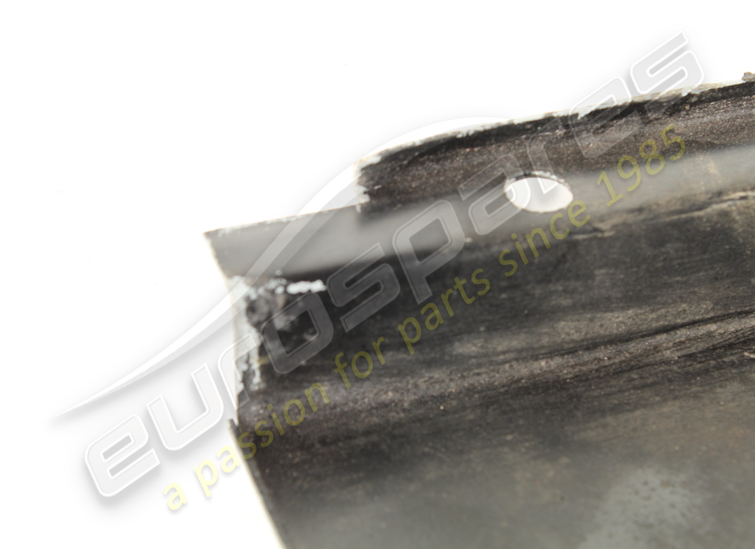 used ferrari shield. part number 61479900 (3)