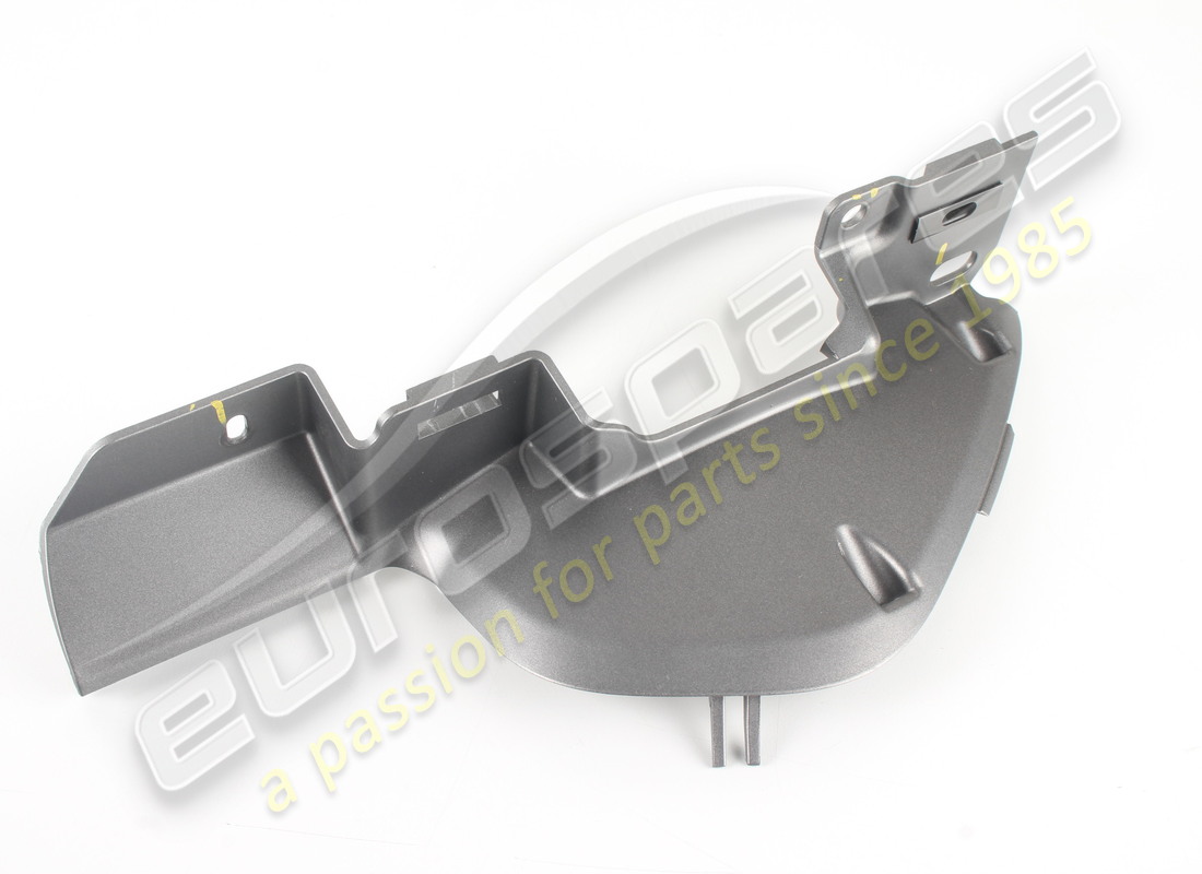 USED Ferrari LOWER CENTRAL COVER . PART NUMBER 82986700 (1)
