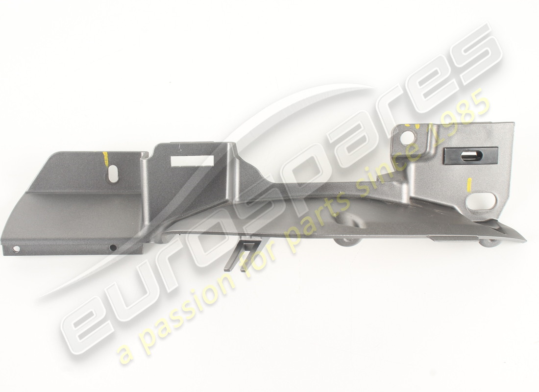used ferrari lower central cover. part number 82986700 (2)