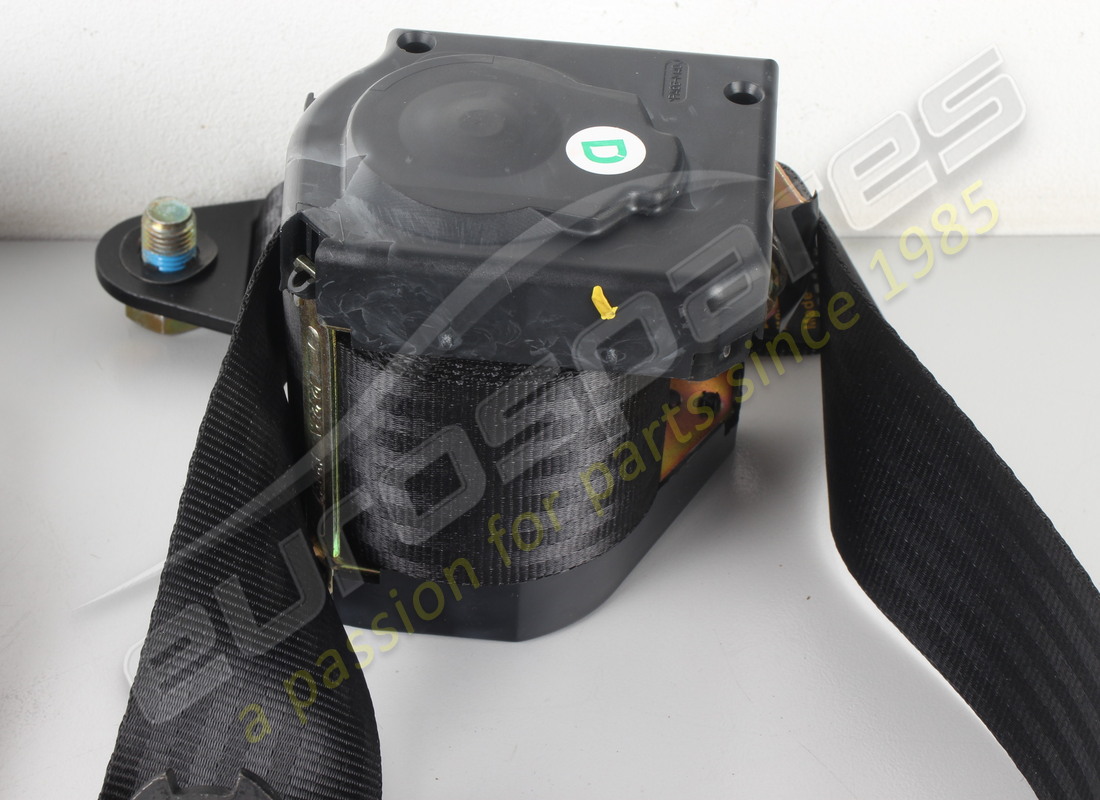 new ferrari safety belts assembly. part number 64929400 (3)