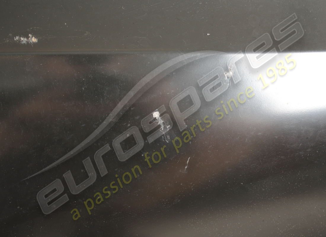 new ferrari lh upper rear covering. part number 70000842 (5)