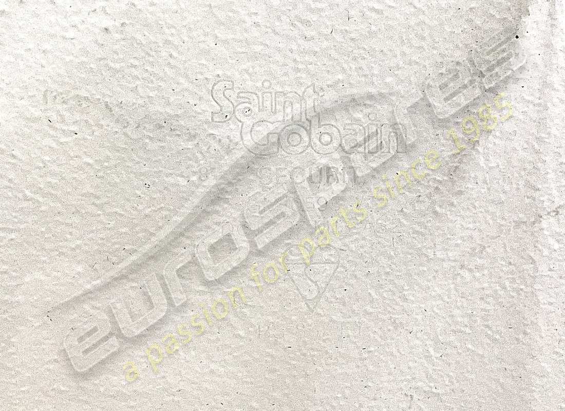 new ferrari rh rear quarter light glass clear. part number 40022600 (2)