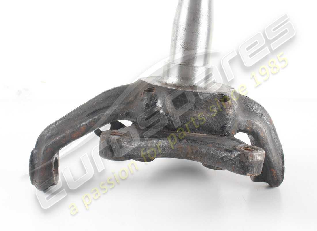 USED LAMBORGHINI RH FRONT STUB AXLE. PART NUMBER 005106531 (4) used lamborghini rh front stub axle. part number 005106531 (4)