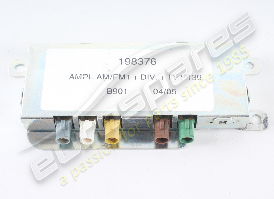 new maserati ampl. for radio/tv antenna+divers. part number 198376 (1)