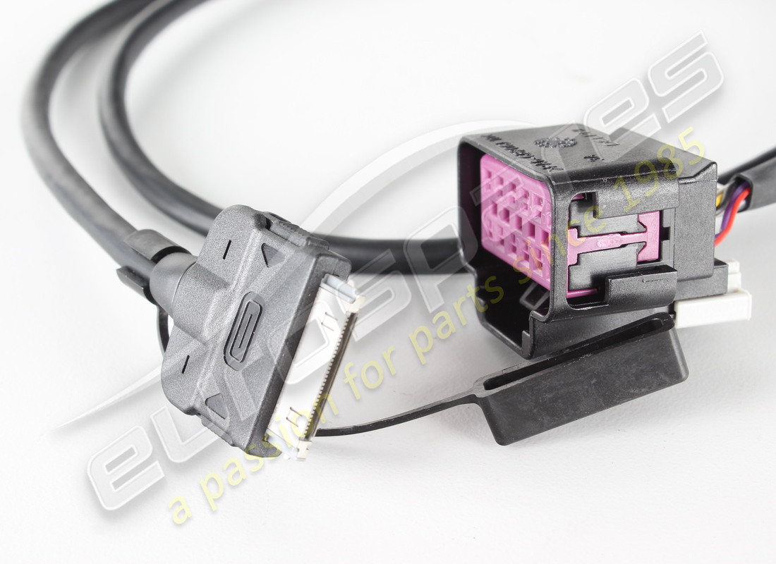 new ferrari ipod adapter (ready kit). part number 257948 (3)