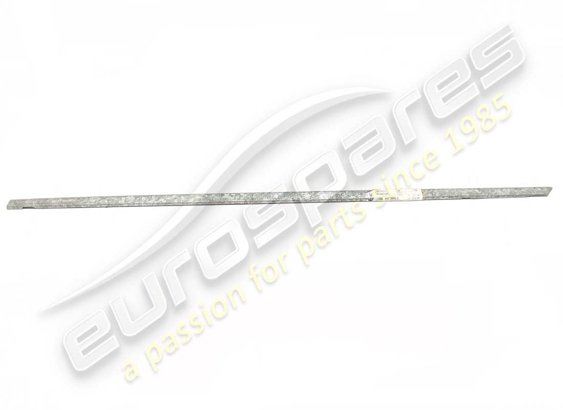 new maserati lh finisher. part number 327720317 (1)