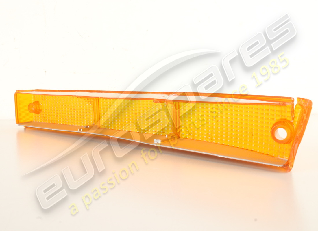 new ferrari rh front lens indicator rhd part number 61536100 (2)