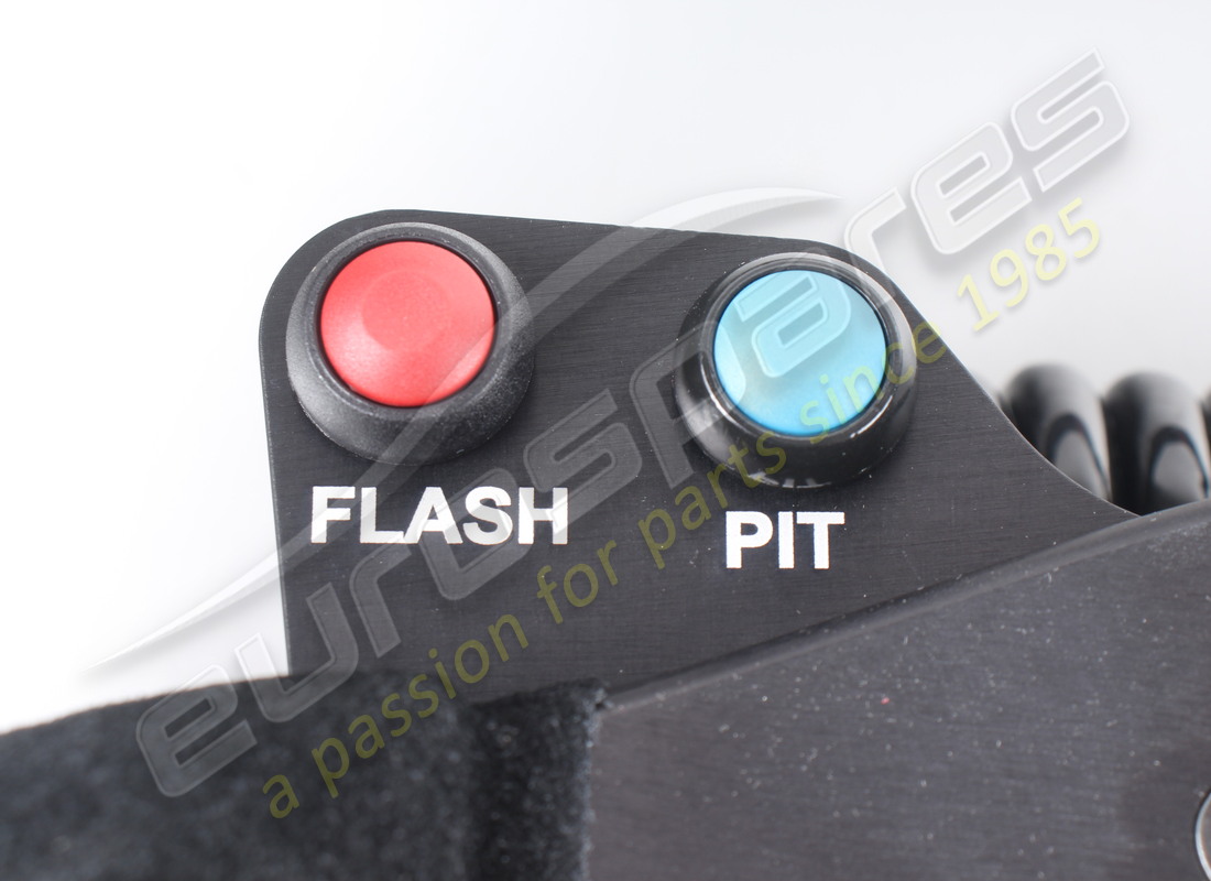 NEW FERRARI COMPLETE STEERING WHEEL. PART NUMBER 272167 (4) new ferrari complete steering wheel. part number 272167 (4)