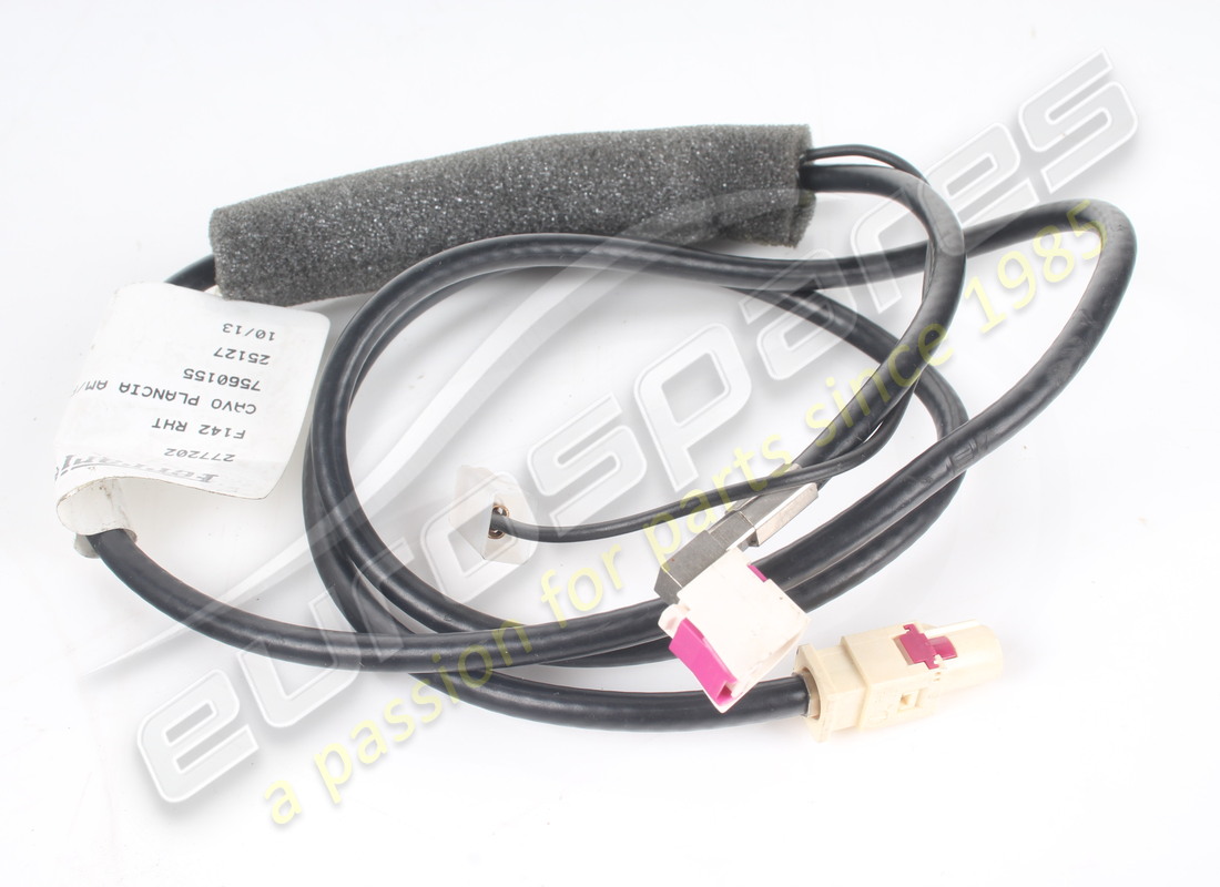used ferrari phantom box radio am/fm cabl. part number 277202 (1)