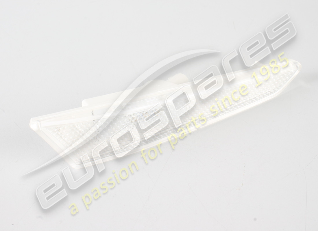 new lamborghini side marker light. part number 4t0945120b (1)