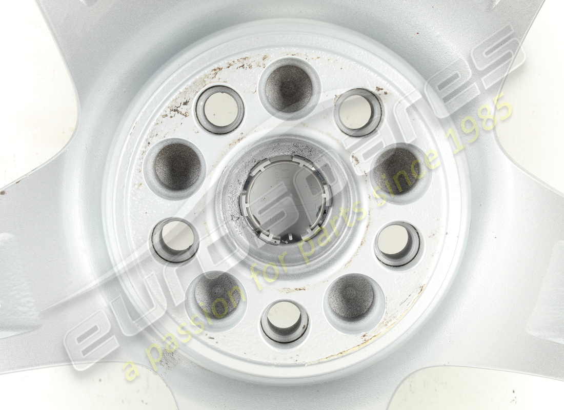 used ferrari front road wheel rim. part number 166475 (5)