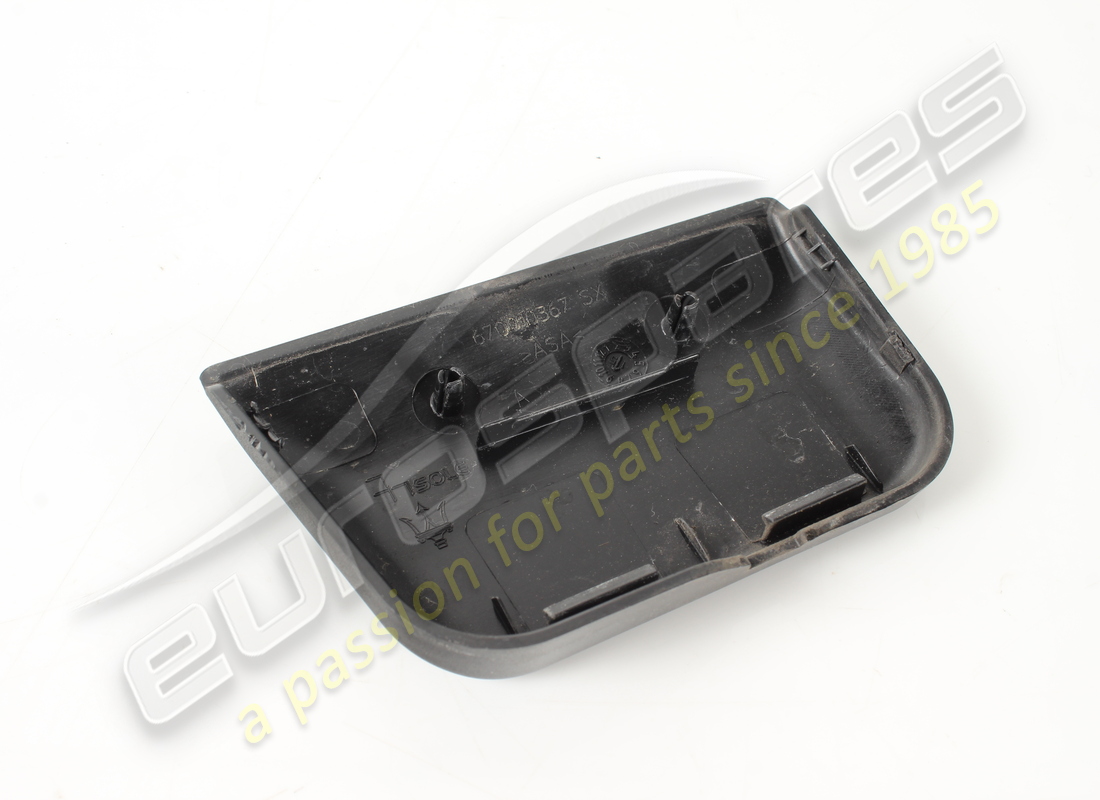used maserati acess moulding. part number 670013465 (2)