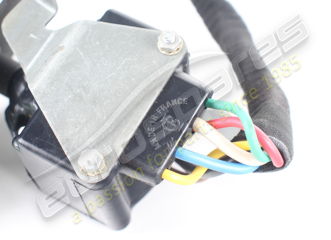 new maserati indicator/light stalk. part number 122bl79651 (6)