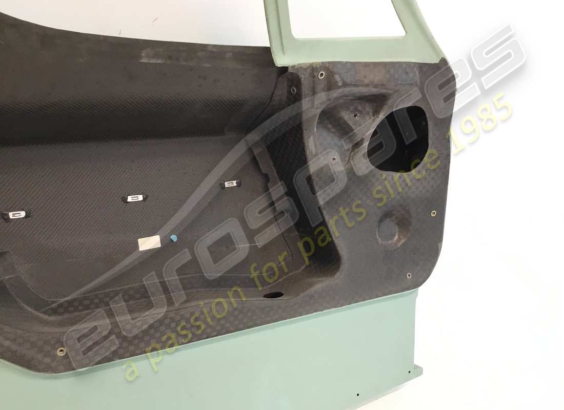 new ferrari lh door frame. part number 66563700 (5)