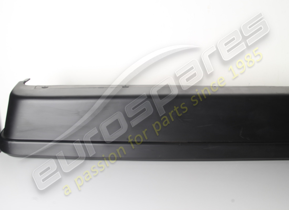 new (other) ferrari rear bumper. part number 60573600 (3)