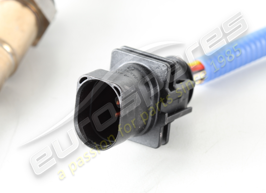 NEW MASERATI LH FRONT LAMBDA SENSOR 70. PART NUMBER 670009076 (3) new maserati lh front lambda sensor 70. part number 670009076 (3)