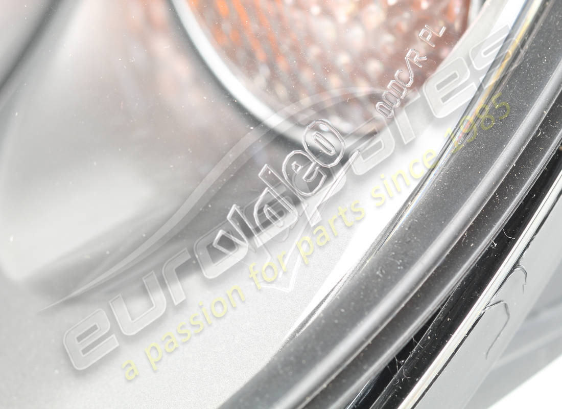 NEW FERRARI LHD FRONT LIGHT KIT GRIGIO. PART NUMBER 80224572 (2) new ferrari lhd front light kit grigio. part number 80224572 (2)