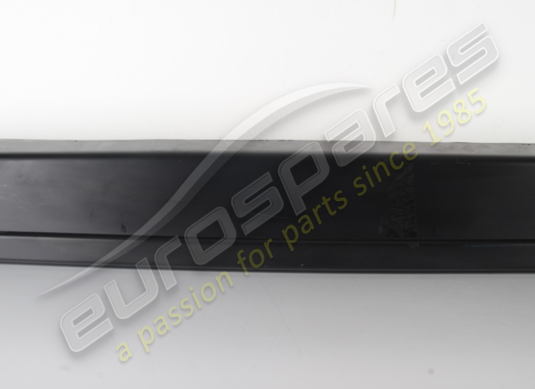 new (other) ferrari rear bumper. part number 60573600 (4)
