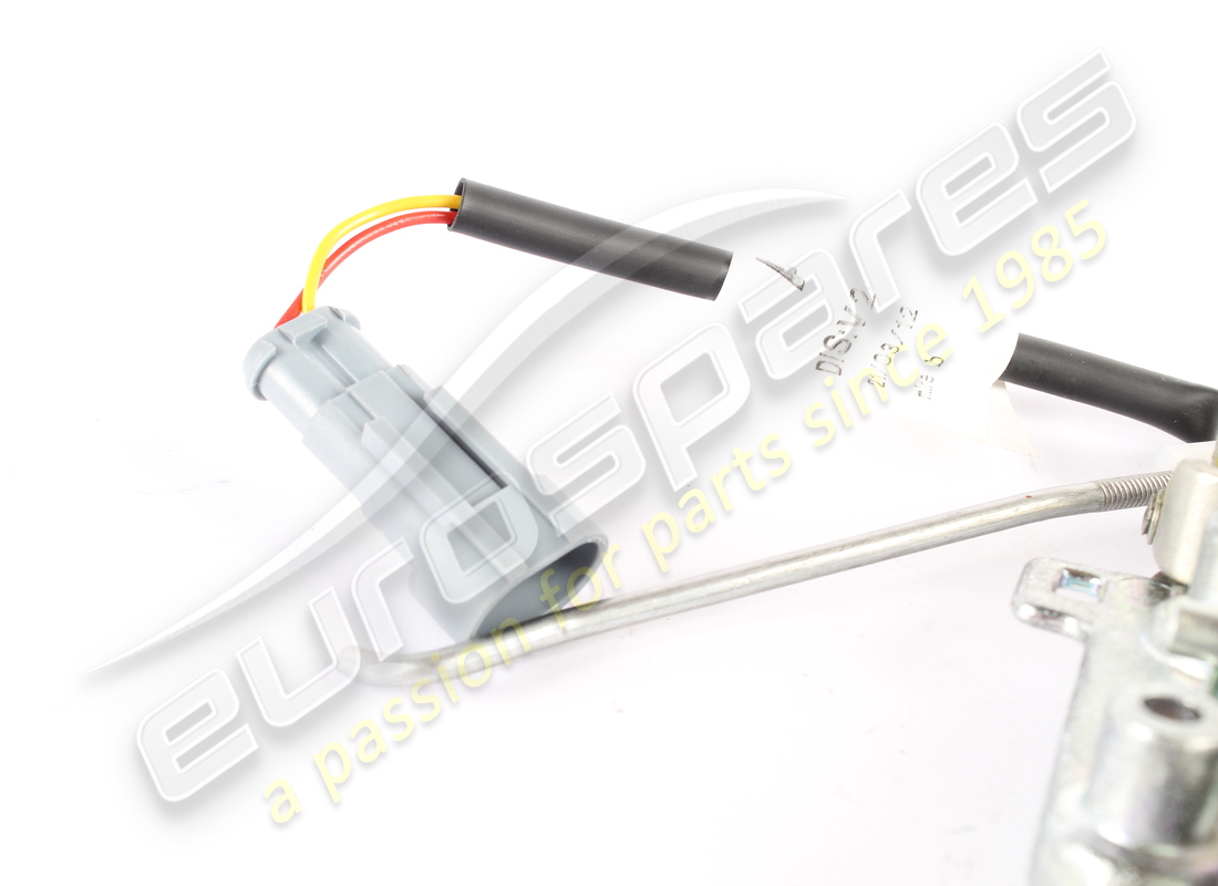 new ferrari rh outer handle. part number 68127300 (4)