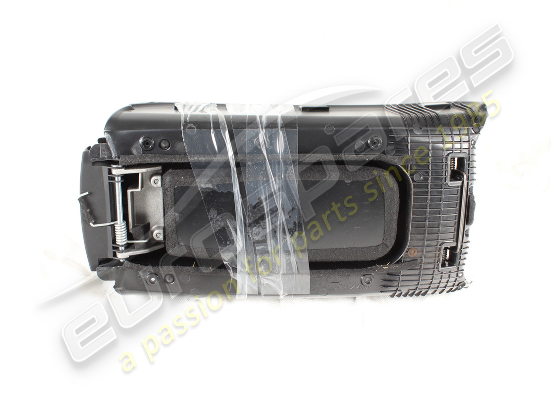 new maserati complete tunnel console housing. part number 980145007 (3)