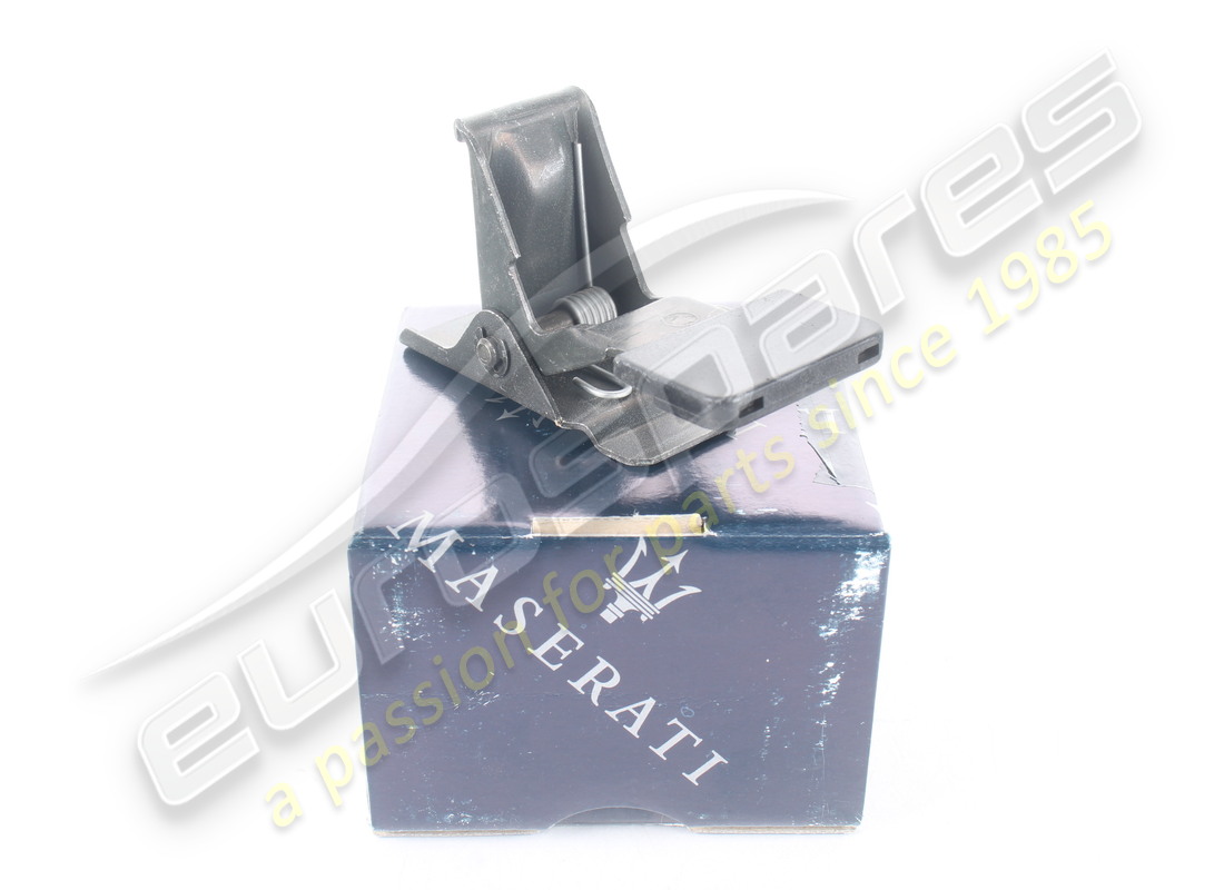 new maserati engine compt.lid safety hook. part number 60571407 (1)