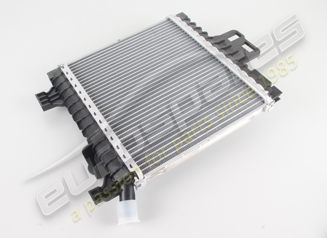 new lamborghini auxiliary radiator. part number 4m0121218g (2)