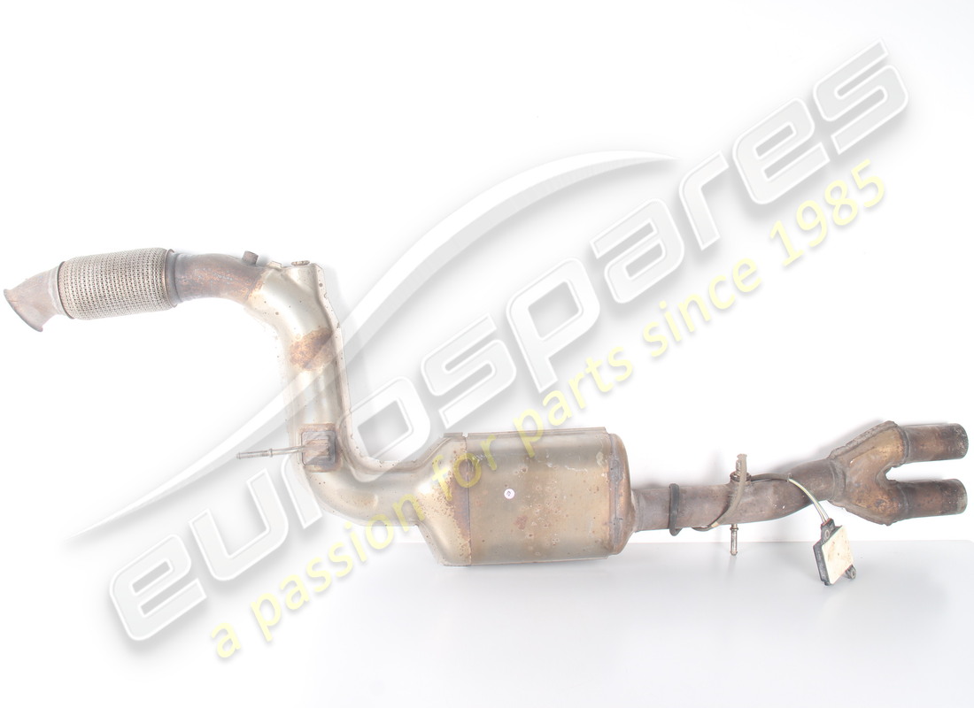 USED Maserati CENTRAL MUFFLER . PART NUMBER 670034578 (1)