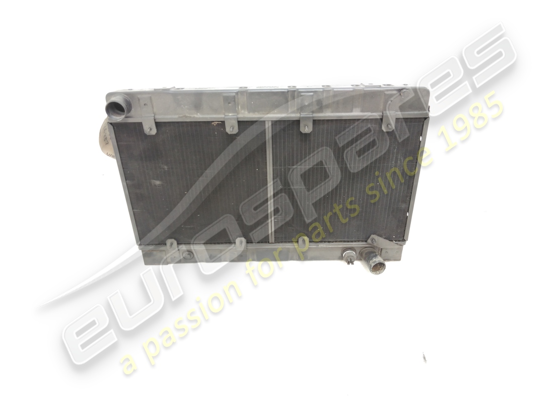 RECONDITIONED Ferrari RADIATOR . PART NUMBER 126887 (1)