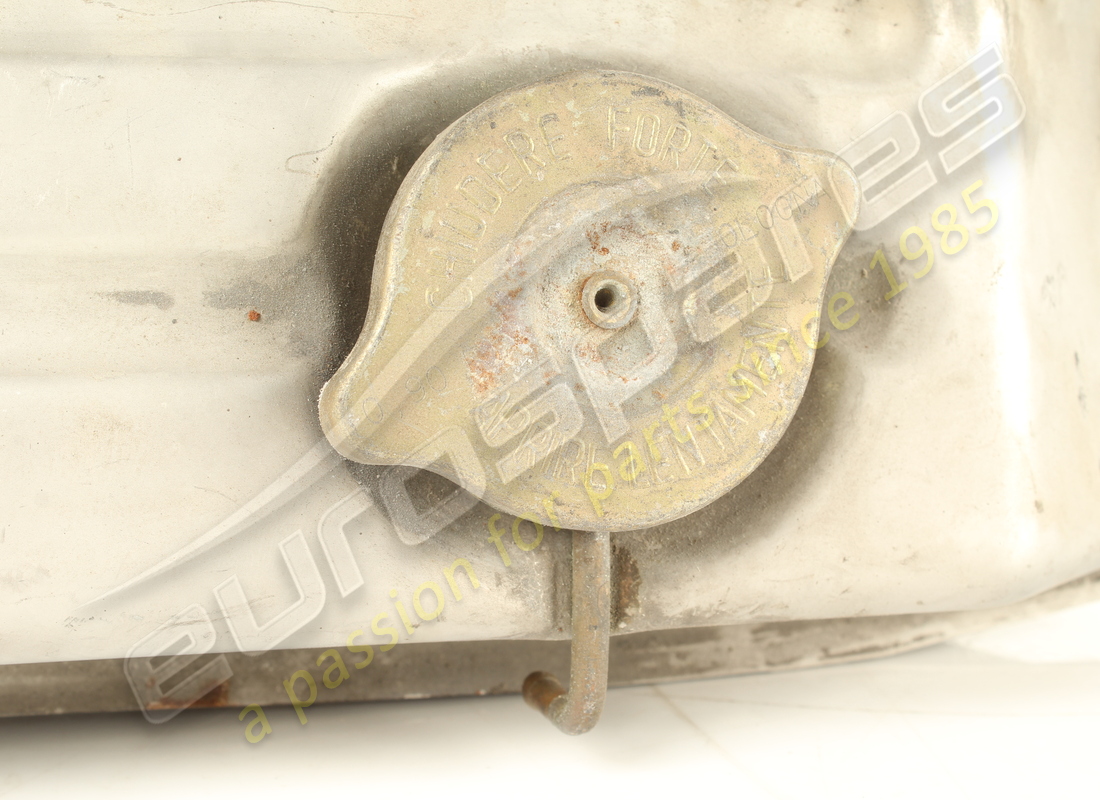 used lamborghini cooling circuit supplementary reservoir. part number 001733712 (4)