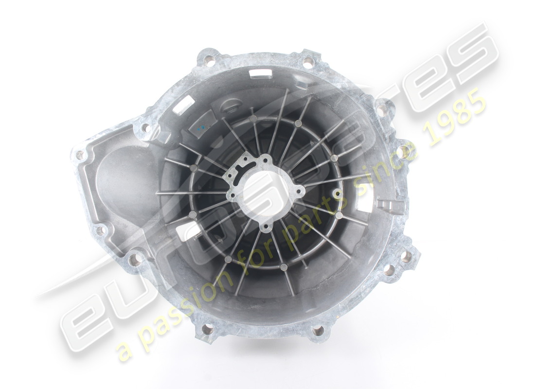 new maserati pressure die-cast clutch housing. part number 220665 (2)