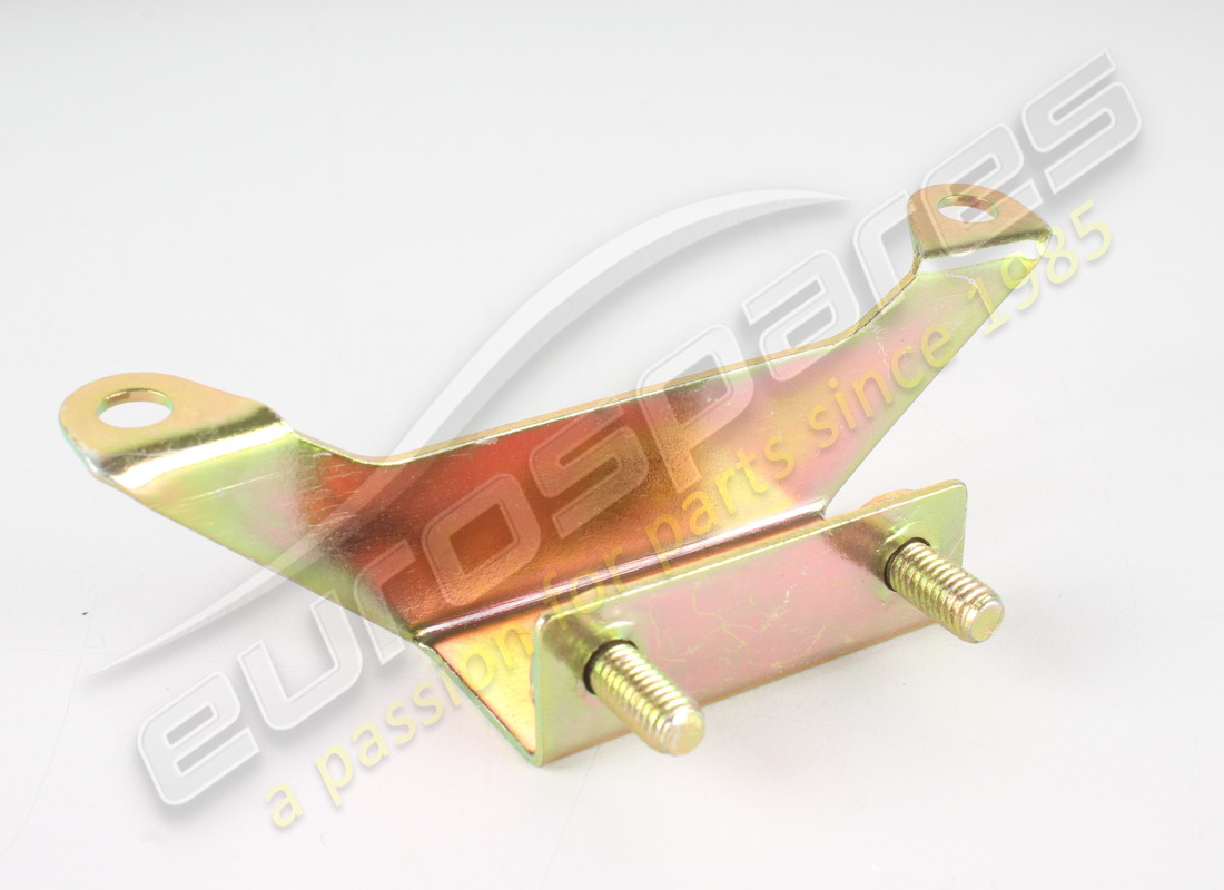 new ferrari rh bracket. part number 139596 (1)