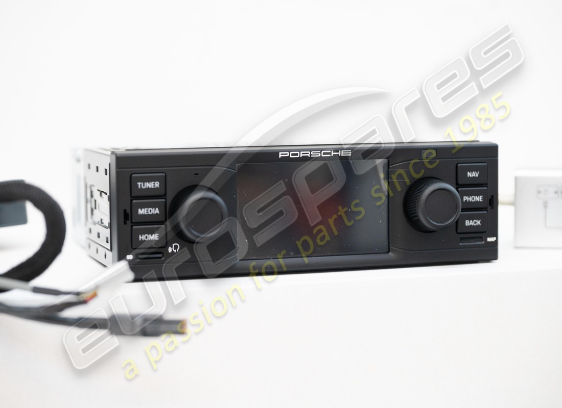 NEW PORSCHE PORSCHE CLASSIC COMMUNICATION MANAGEMENT / PCCM. PART NUMBER 91164559000 (5) new porsche porsche classic communication management / pccm. part number 91164559000 (5)