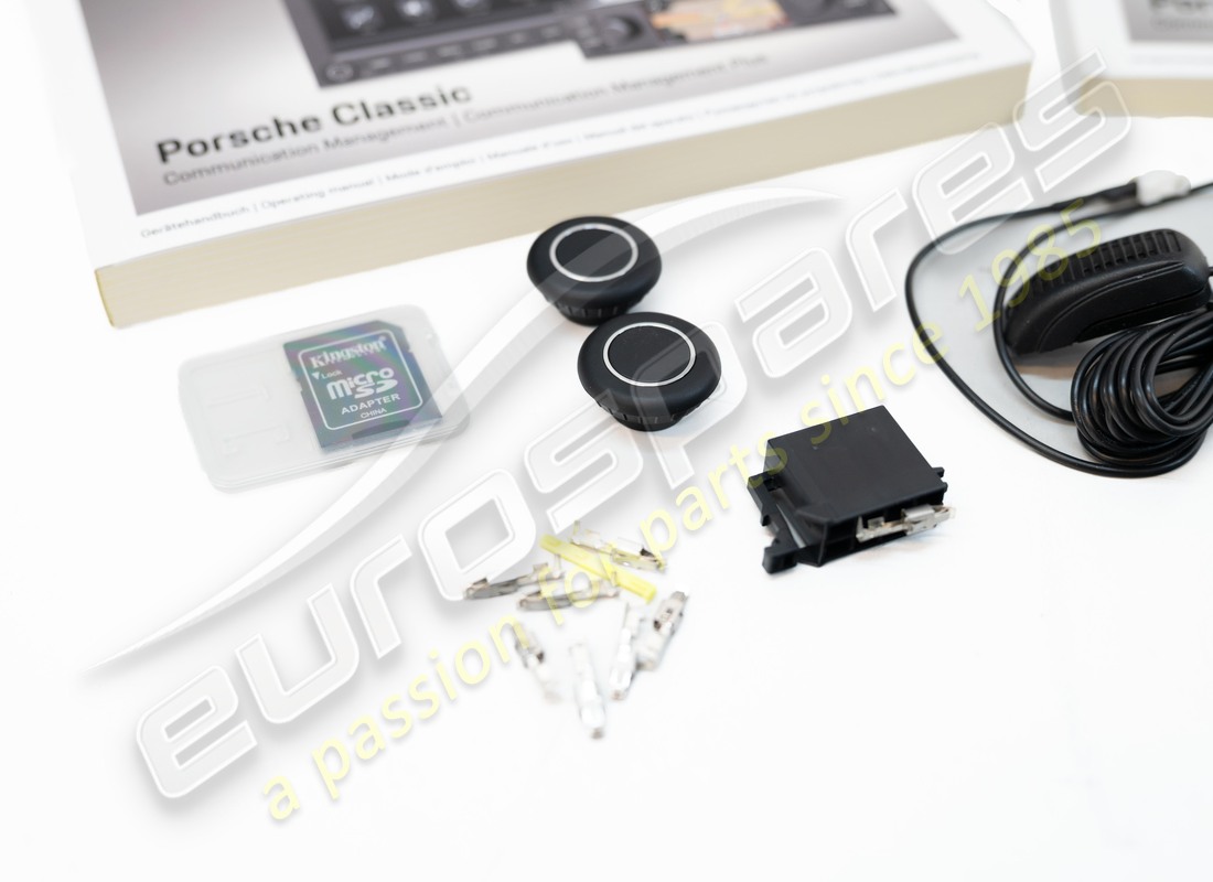 NEW PORSCHE PORSCHE CLASSIC COMMUNICATION MANAGEMENT / PCCM. PART NUMBER 91164559000 (8) new porsche porsche classic communication management / pccm. part number 91164559000 (8)