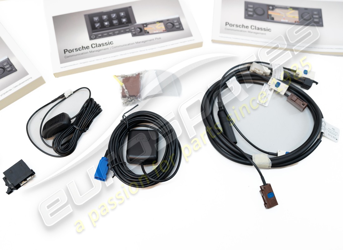 NEW PORSCHE PORSCHE CLASSIC COMMUNICATION MANAGEMENT / PCCM. PART NUMBER 91164559000 (9) new porsche porsche classic communication management / pccm. part number 91164559000 (9)