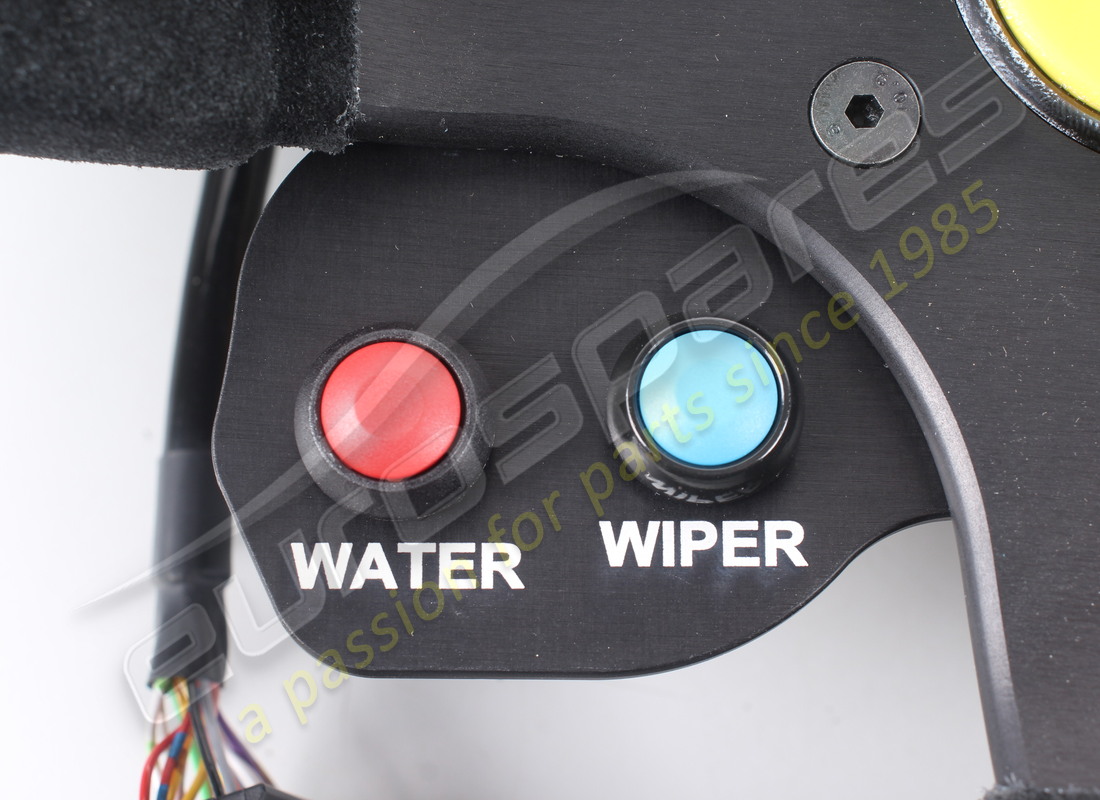 NEW FERRARI COMPLETE STEERING WHEEL. PART NUMBER 272167 (6) new ferrari complete steering wheel. part number 272167 (6)