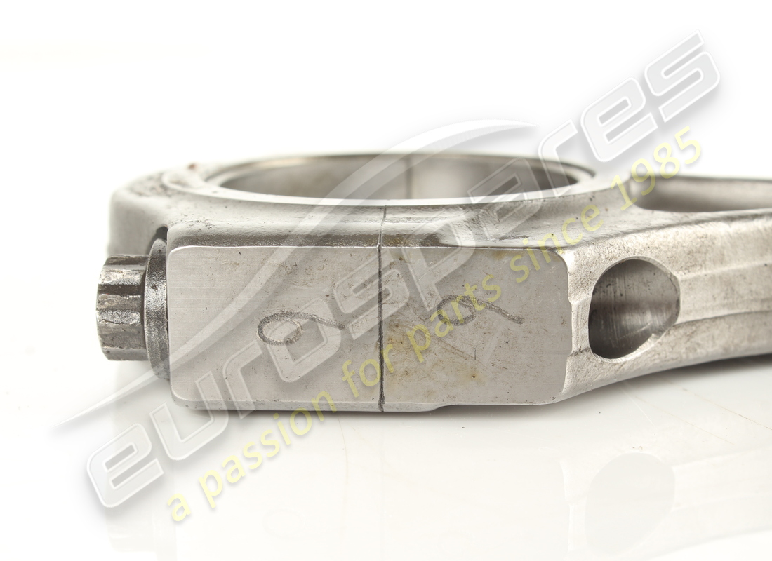 used ferrari con rod. part number 155562 (4)