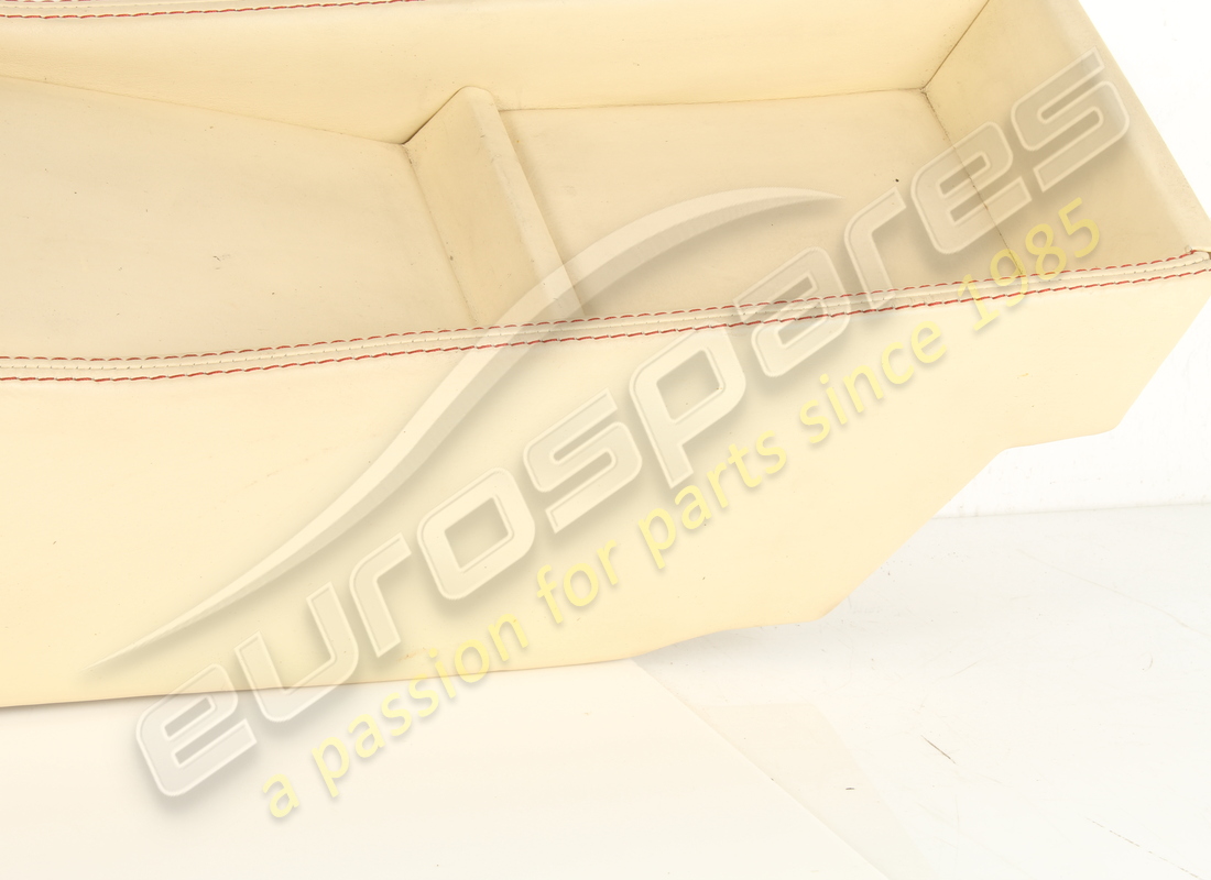 used ferrari rhd console in cream vm3997. part number 65450204 (10)