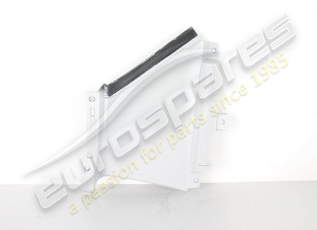 new ferrari rh lateral cover. part number 88772110 (1)
