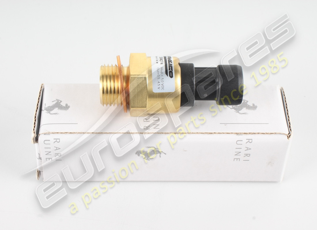 new ferrari oil pressure transmitter. part number 304074 (1)