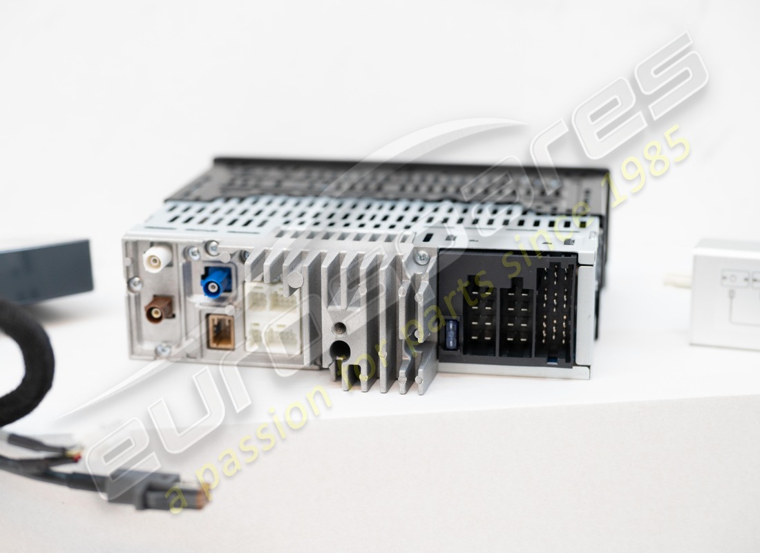 NEW PORSCHE PORSCHE CLASSIC COMMUNICATION MANAGEMENT / PCCM. PART NUMBER 91164559000 (13) new porsche porsche classic communication management / pccm. part number 91164559000 (13)