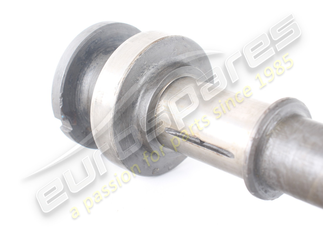 new ferrari rh inlet camshaft complete. part number 108015 (3)