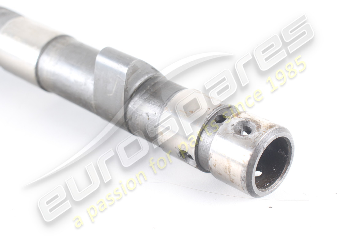 new ferrari rh inlet camshaft complete. part number 108015 (5)
