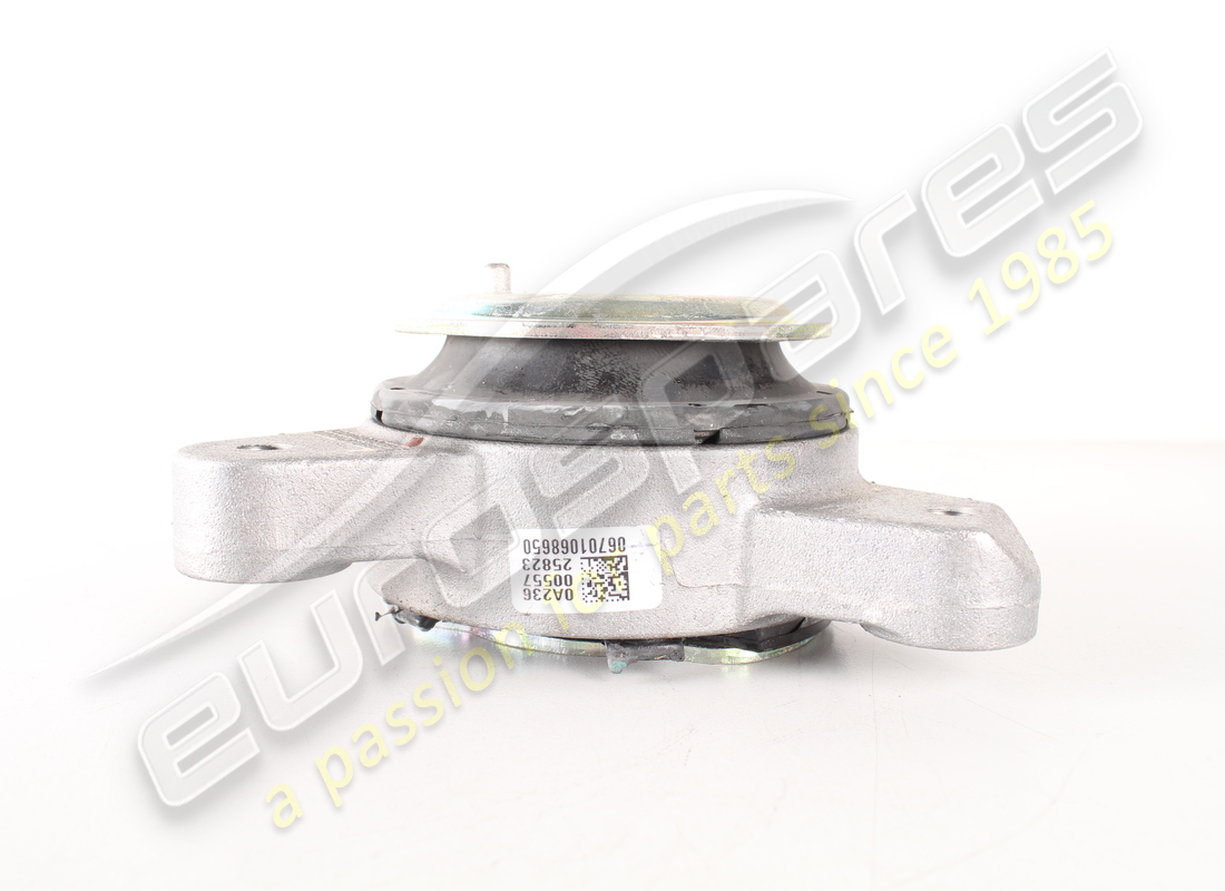 new maserati gearbox mount. part number 670106865 (4)