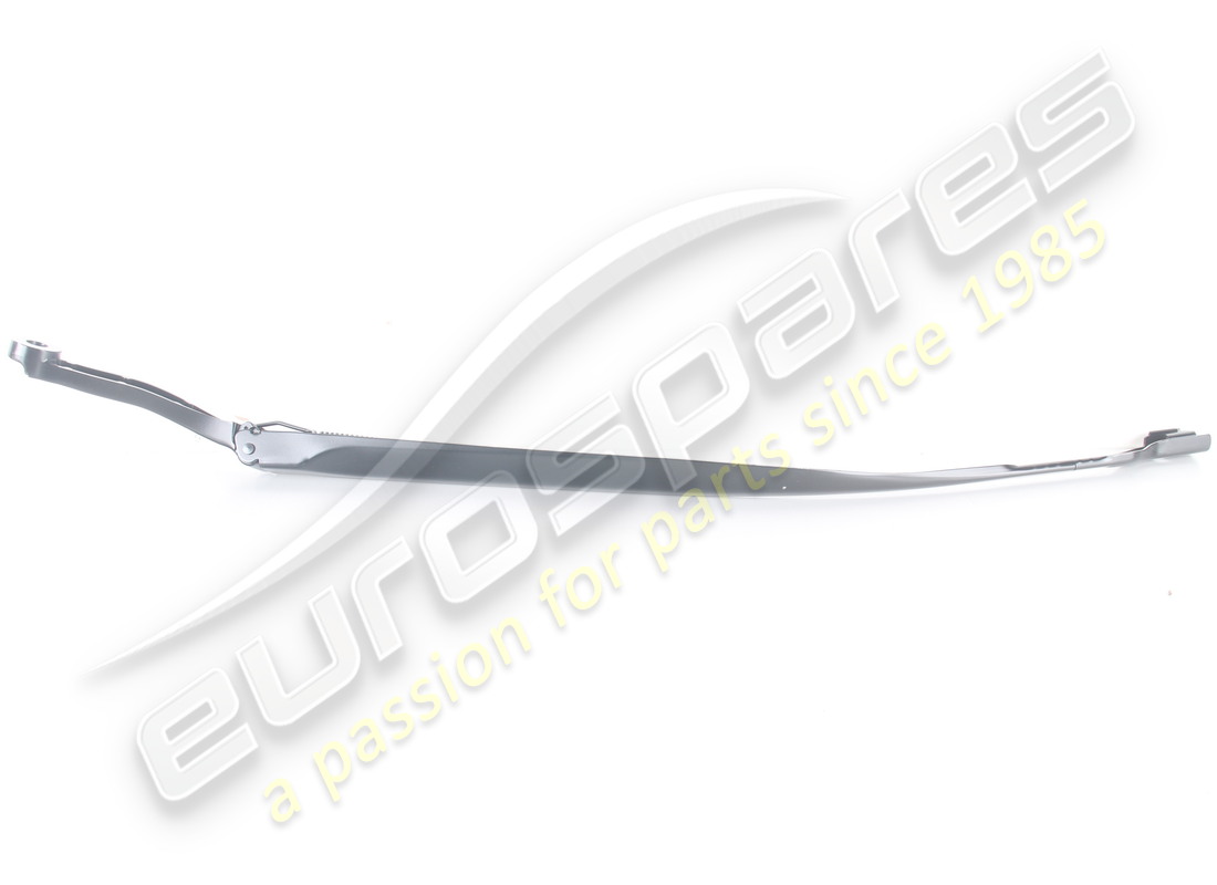 new maserati lhd passenger side windscree. part number 670001642 (3)