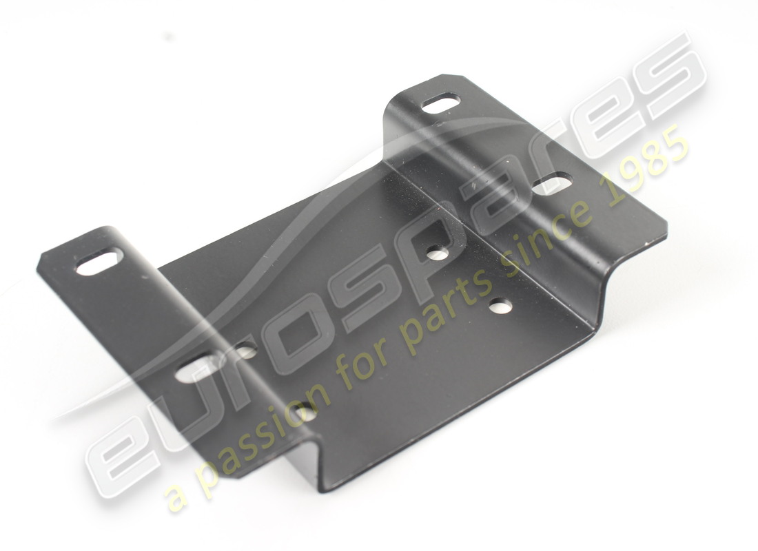 new maserati front bumper side fastening brack. part number 376300356 (1)