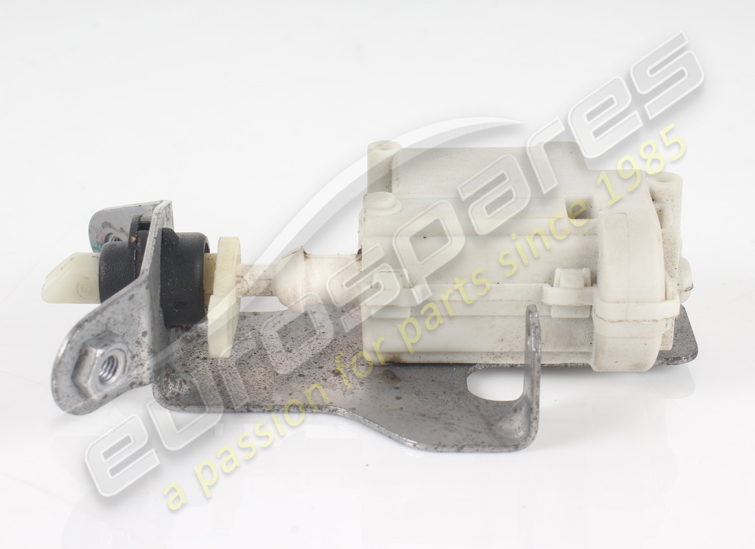 used ferrari actuator. part number 69918500 (4)